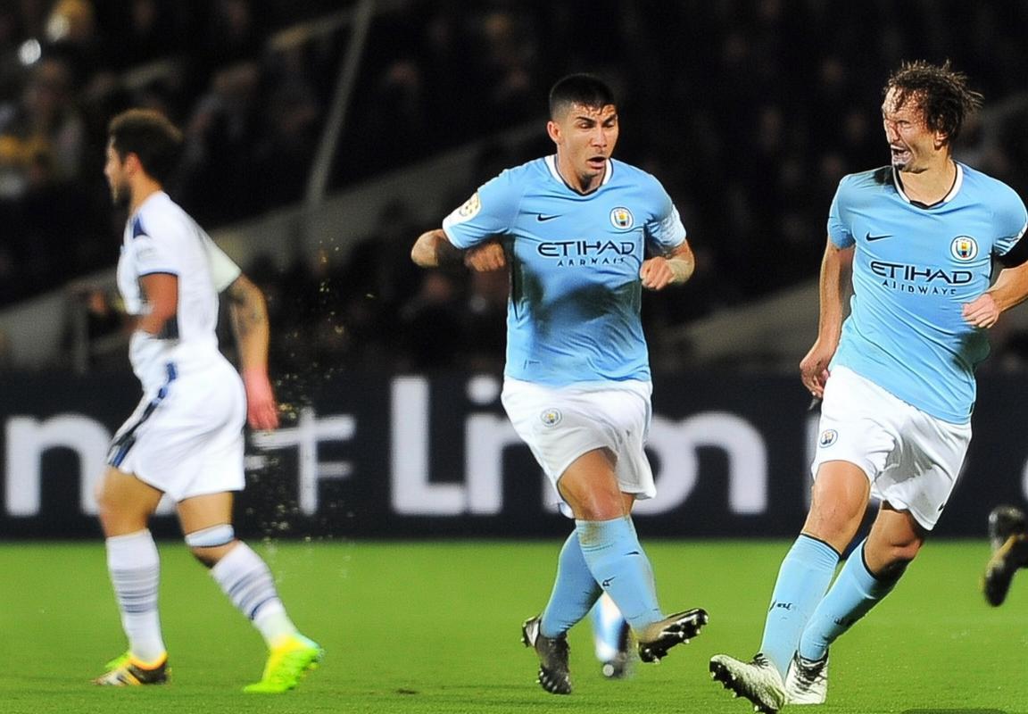 欧冠小组赛爆冷夜：曼城闷平，西甲豪门巴塞罗那遭绝平，穆里尼奥里程碑之战引争议